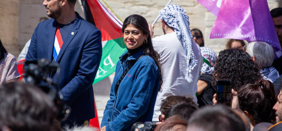 Rima Hassan jugée le 7 juillet pour apologie du terrorisme : ce que l&rsquo;on sait